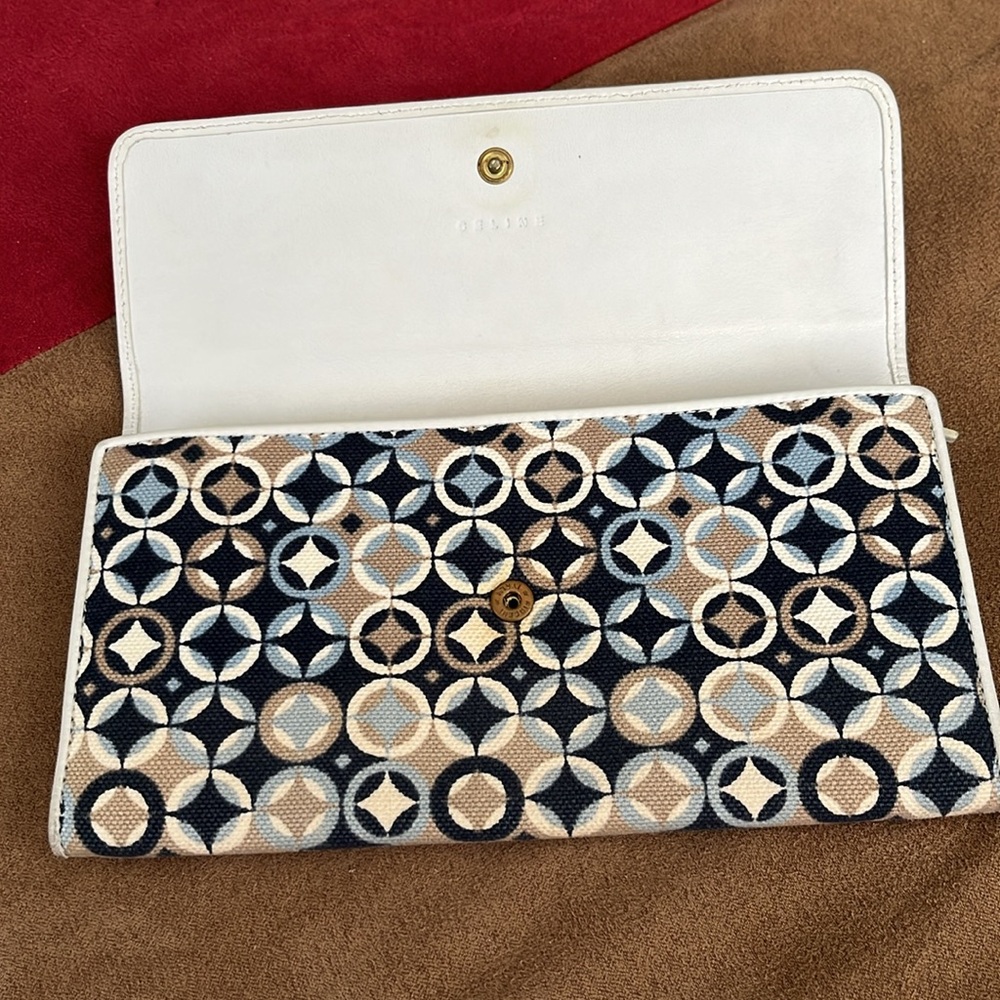 Celine Geometric Patterned Wallet - Picture 13 of 14